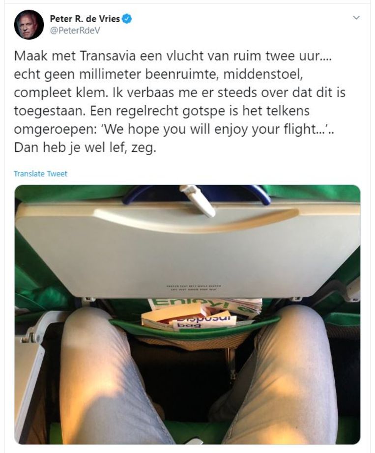 'Geen millimeter beenruimte.' Beeld Twitter