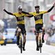 Van Aert toont zich in Gent-Wevelgem een gulle gever voor adjudant Laporte