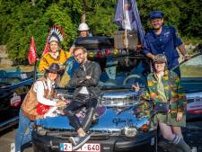 Cette belle bande de Carolos va traverser huit pays: “Sous les fumigènes”