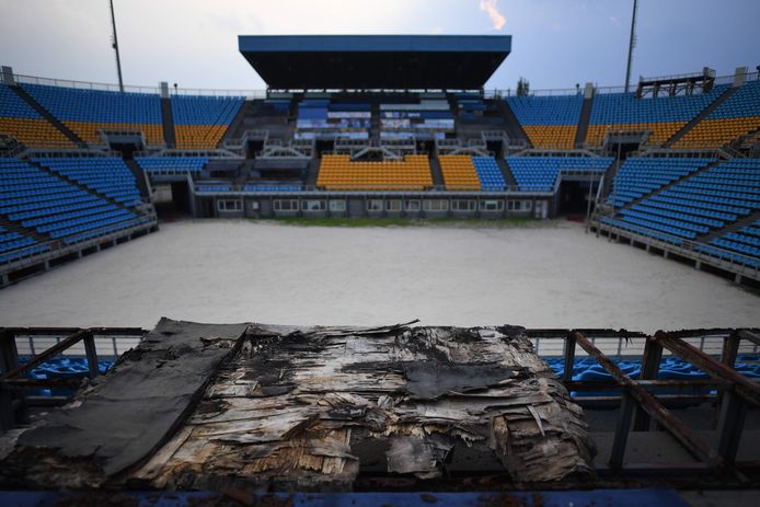 Dit is wat er overblijft van het beachvolleystadion.