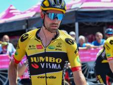 Aangeslagen Tom Dumoulin stapt uit Giro: ‘Het zit er gewoon niet in’