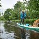 Op de sup komt haar hond tot rust