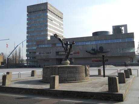 OAE en LPF Eindhoven willen 'potverteren tot de pot leeg is' voorkomen