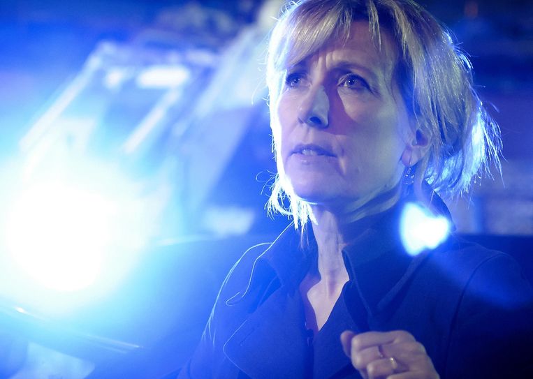 Ariane Schluter als Dana in NOORD ZUID. Beeld KRO