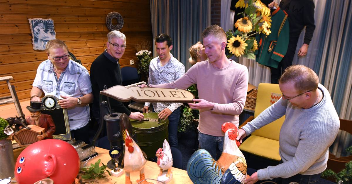 Dorpshuis De Schakel in Leerbroek gaat nog even niet tegen de grond