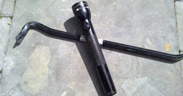 Duo gepakt met inbrekersgereedschap in Buurmalsen