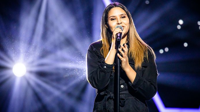 Het Salsadansje Van Niels En Natalia En Een Sterk Staaltje Metal Dit Waren De Tweede Blind Auditions Van The Voice Van Vlaanderen Tv Hln Be