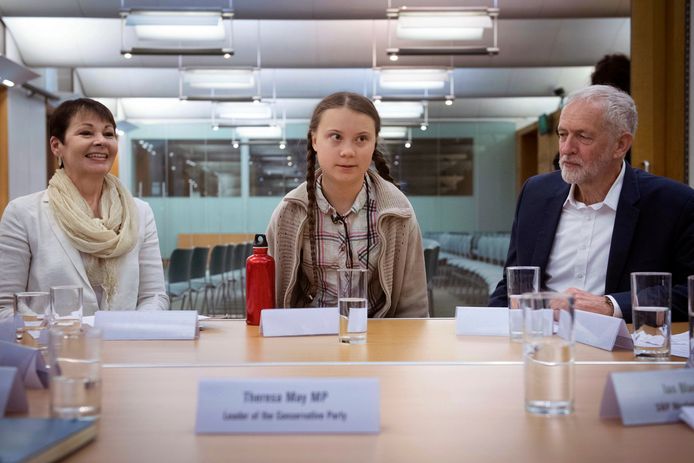 De Zweedse klimaatactiviste Greta Thunberg bezocht enkele weken geleden nog het Britse parlement. Rechts Labourleider Jeremy Corbyn.