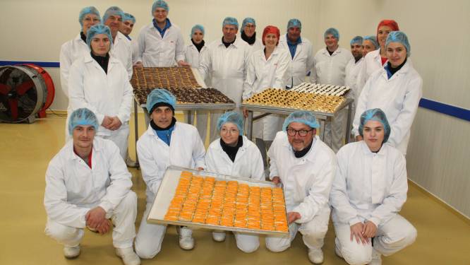 “Van hier vertrekken 8 miljoen gebakjes naar grootste, Belgische supermarkten”: Koekelaars bedrijf investeert in nieuwbouw