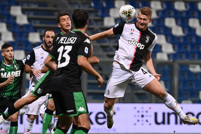Matthijs de Ligt vorige week in actie tegen Sassuolo.