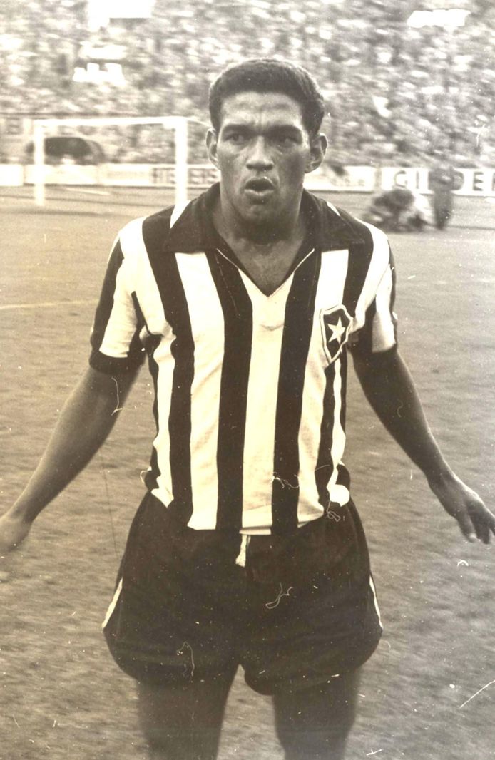 De Braziliaan Garrincha was met Botafogo ook op bezoek in de Bosuil in het voorjaar van 1961 voor het 40-jarig bestaan van de Entente Anversoise.