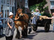 Traditioneel graanvervoer trekt bekijks in Dordrecht