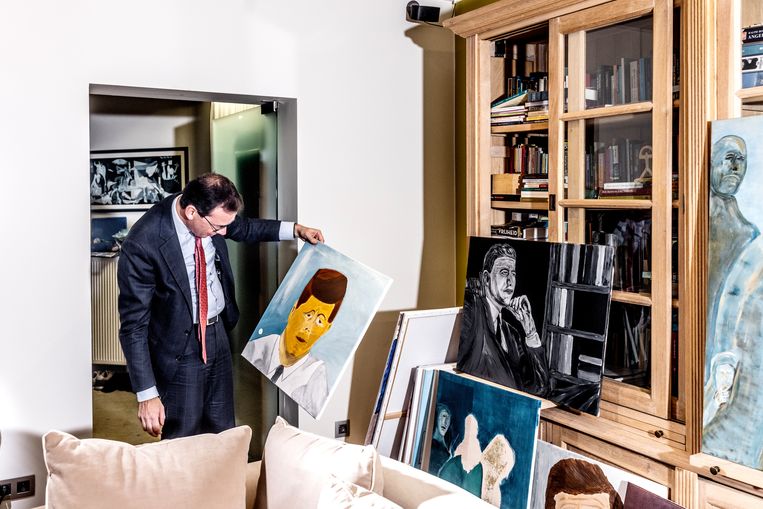 Wouter Beke begon tijdens de lockdowns te schilderen: ‘De kunst van een mooie neus, een mooie hand: daar kan ik echt van genieten.’ Beeld Franky Verdickt