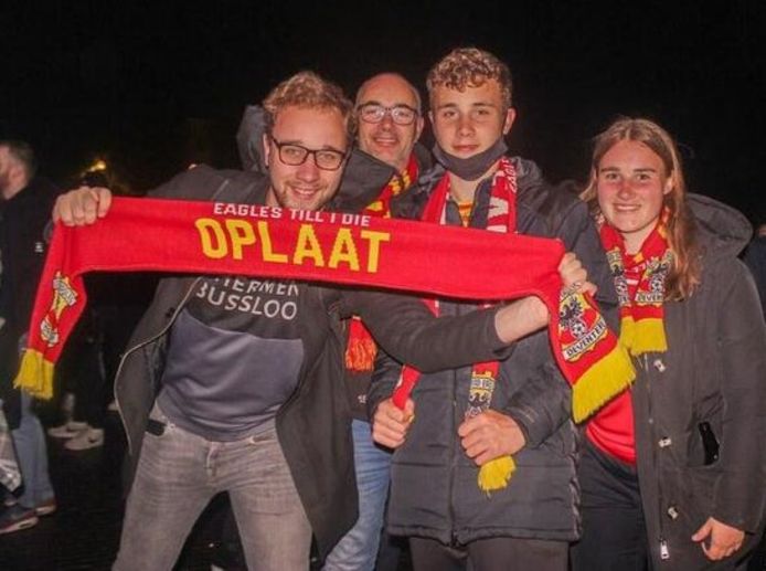 Uittenue zonder sponsor op de borst: bekijk hier de shirts waarin GA Eagles  nieuwe successen najaagt, Deventer