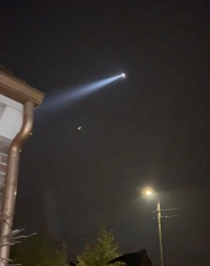 Voor de zoektocht werd de hulp ingeschakeld van een politiehelikopter en een speurhond van de federale politie.