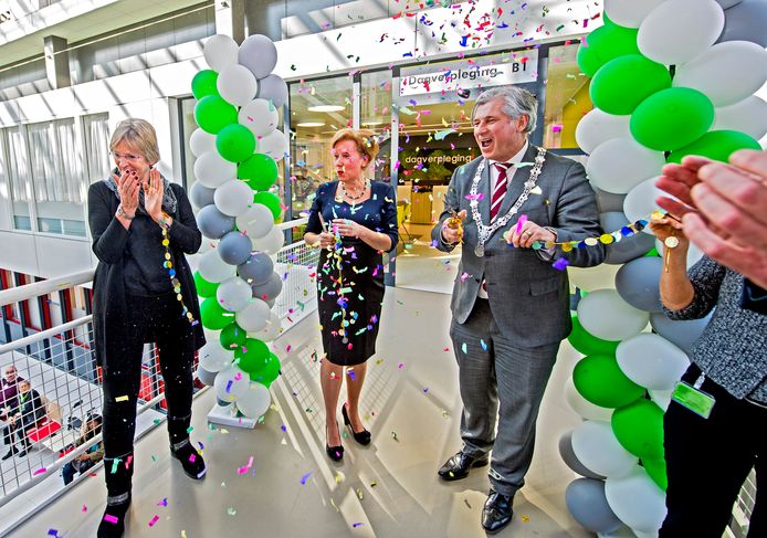 De opening van de nieuwe dagverpleging in het IJsselland Ziekenhuis.