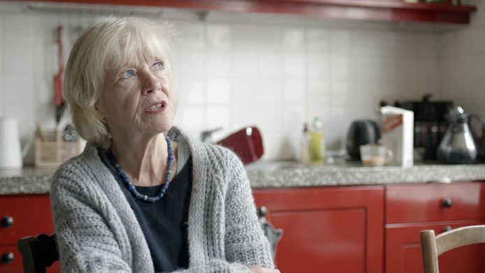 Beeld uit de documentaire 'De laatste keer, deel twee' over het einde van de imposante carrière van topvioliste Emmy Verhey uit Zaltbommel en de eerste periode daarna.