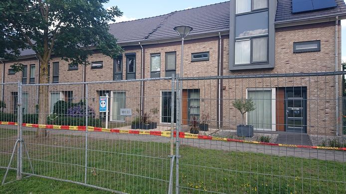 De Biezenloop in Heesch, waar zeven woningen zijn ontruimd vanwege instortingsgevaar.