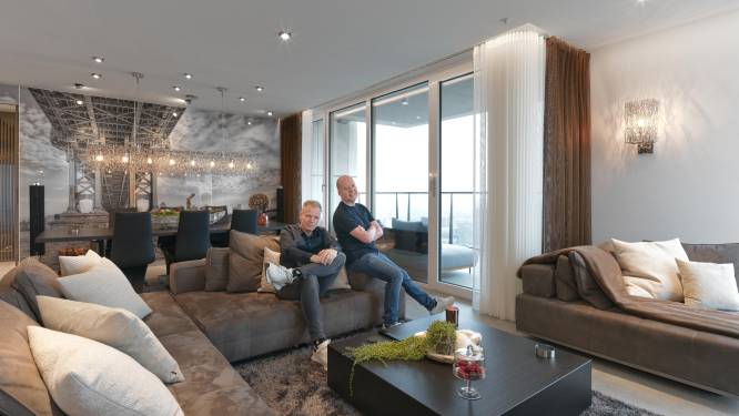 Fred en Marcel wonen in de hoogste woontoren van Nederland: ‘Je moet geen hoogtevrees hebben’