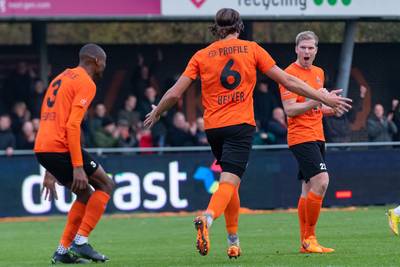 d’Olde Veste’54 boekt belangrijke zege, Berkum slikt late domper en HHC Hardenberg maakt indruk in V