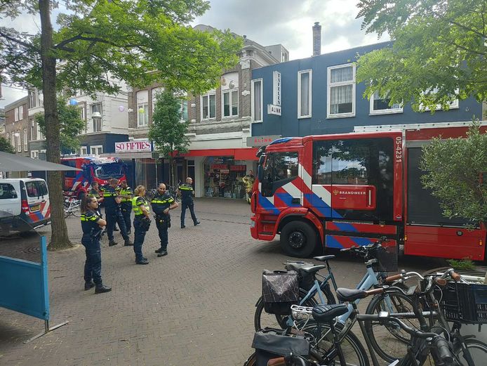 Bestudeer Verleiden Arbitrage Brand in schuur achter winkelpand in centrum van Enschede, politie zet  omgeving af | Enschede | destentor.nl