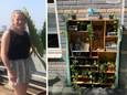 Marjolijn Wibier met haar ruilkast ‘The Greenhouse' in Zwolle. Foto:
