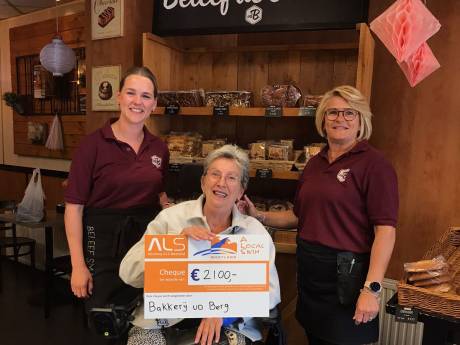 Taartenactie Jeanet van Holsteijn groot succes: 2100 euro voor ALS Westland