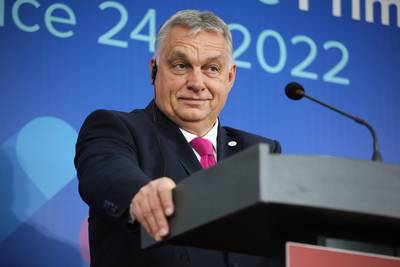 Orban verzekert dat Hongarije NAVO-toetreding van Finland en Zweden zal ratificeren