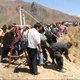 Vrachtwagen stort in ravijn Peru: 51 doden