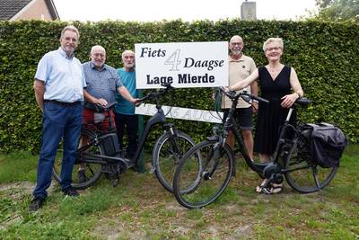 Supervrijwilligers zorgen voor vlekkeloos verloop Fiets4Daagse Lage Mierde