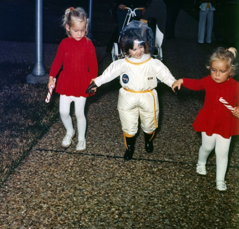 David Vetter in het ‘maanpak’ dat hem in staat stelde om buiten rond te lopen. Hij zou het slechts zeven keer dragen. Beeld Getty