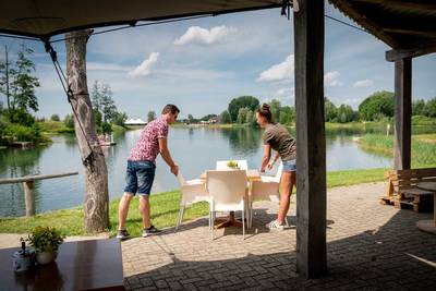 Watergoed moet veel uitleggen ‘aan handdoek met biertje’