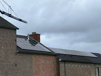 Glabbeek gaat voor energieneutraliteit en installeert 774 zonnepanelen op gemeentelijke gebouwen: “Jaarlijkse besparing van 70.000 euro op de energiefactuur”