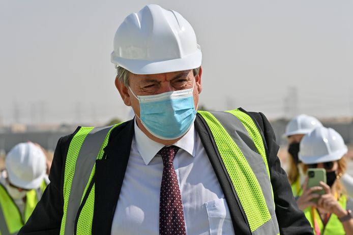 Vlaams minister-president Jan Jambon op bezoek op de werf.