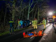 Dronken bestuurder komt gekanteld in de greppel terecht in Sterksel: ‘Engeltje op haar schouder’