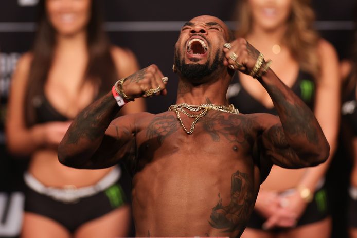 Bobby Green klopte begin februari Nasrat Haqparast.