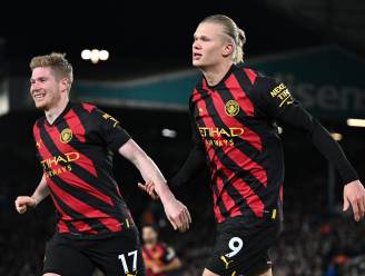 Haaland zit nu aan 20 Premier League-goals en heeft record beet: “Anderen zien scoren op het WK maakte me nog hongeriger”
