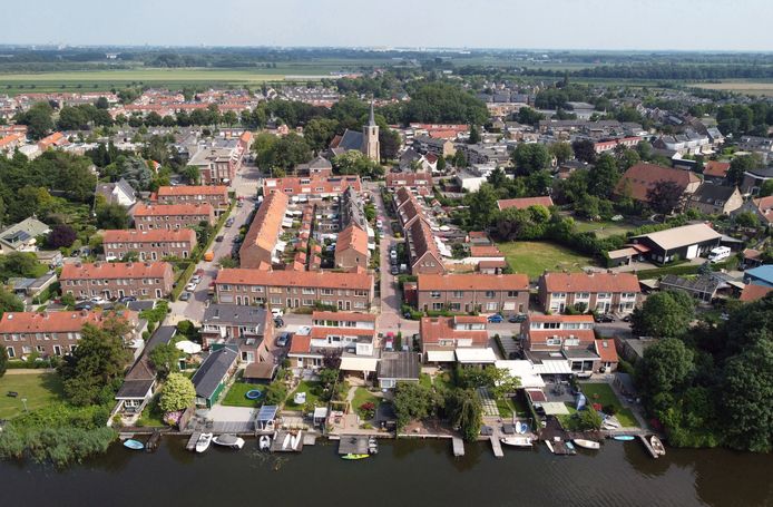 Het had niet veel gescheeld of hij werd afgeschaft, maar Heerjansdam krijgt toch weer een dorpsraad.