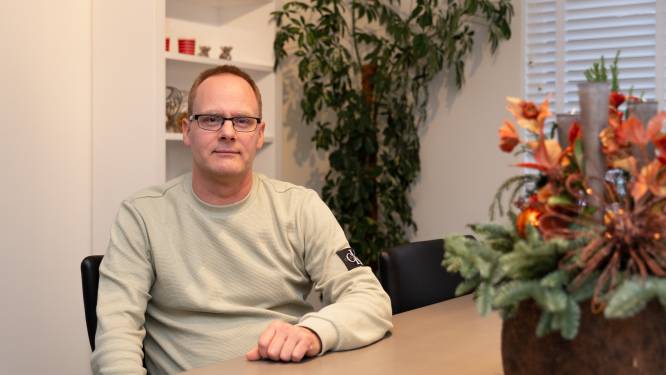 Dennis Keuten na mishandeling terug in gemeenteraad Heeze-Leende: ‘Het is de wens van mijn moeder’ 
