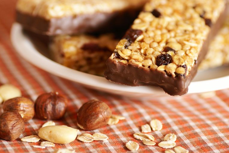 Deze ‘gezonde’ repen bevatten meer calorieën dan een Mars Beeld Getty Images/iStockphoto