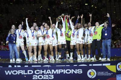 Les Françaises sacrées championnes du monde de handball pour la troisième fois