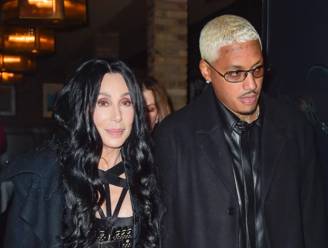 De volgende stap in hun relatie: Cher (76) en haar vriend Alexander Edwards (37) ontmoeten elkaars kinderen