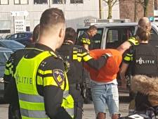 Nijmeegse student speelt met nepwapen populair schietspel na: opgepakt en hele school ontruimd