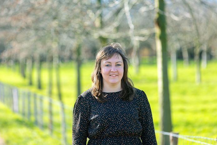 Madelon van Uffelen begeleidt vrouwen na een miskraam bij het verwerken van hun verlies.