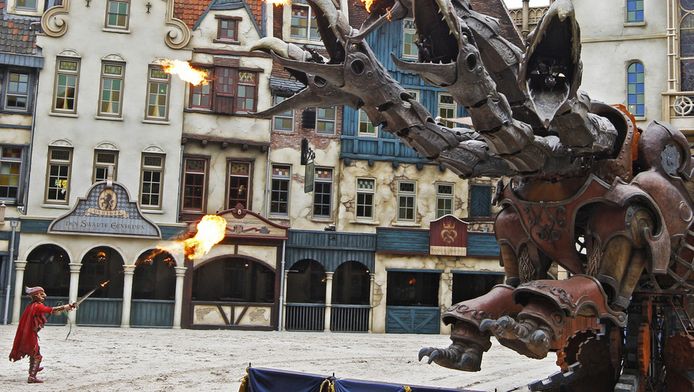 Efteling Grijpt In Bij Saaie Show Raveleijn Binnenland Ad Nl