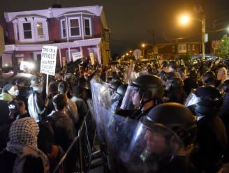 Uitgaansverbod in Philadelphia na twee nachten van plunderingen en geweld na doodschieten zwarte verdachte (27)