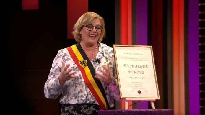 Tania De Jonge in De Cooke & Verhulst Show.