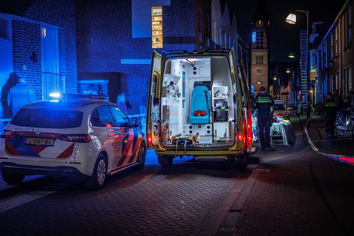 De fietster (21) werd neergestoken op de Kortedijk in Vlaardingen.