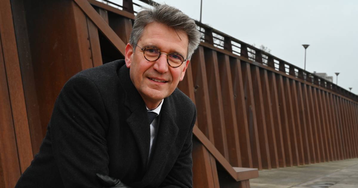Hillenaar feliciteert nieuwe burgemeester Land van Cuijk Moorman ‘Was het inderdaad graag zelf
