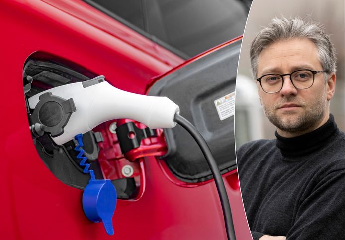 Kan het kwaad om de batterij en/of brandstoftank van je plug-inhybride leeg te rijden? Mobiliteitsexpert Brecht Vanhaelewyn schetst de gevolgen.